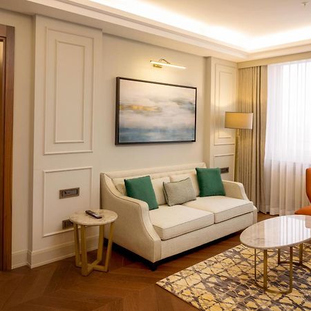 Sheraton Бишкек Екстериор снимка